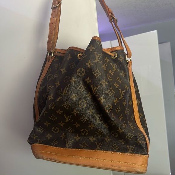 Vintage Louis Vuitton Bag - Picture 1 of 8